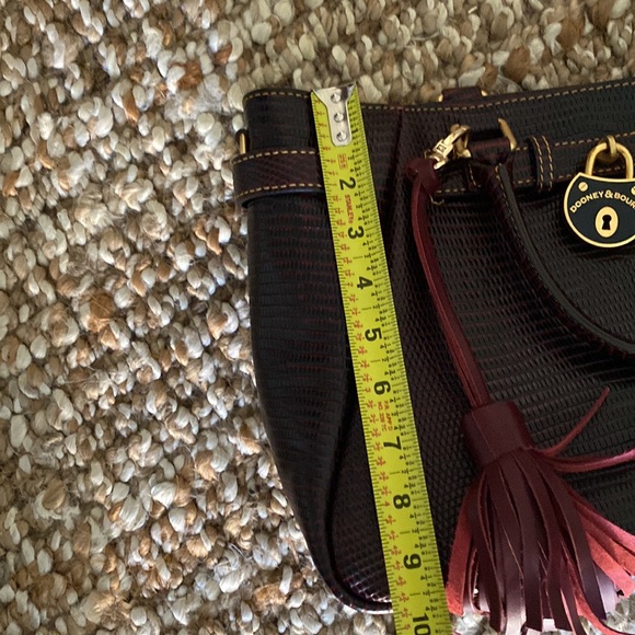 Authentic Dooney & Bourke. Perfect condition, classic style, rare finish ♥️ - Picture 9 of 13